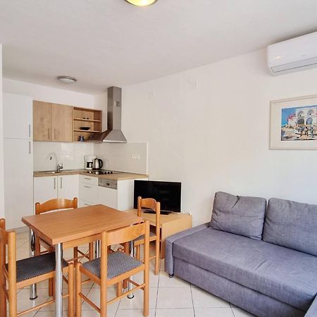 Apartments Lovincic Baška Extérieur photo