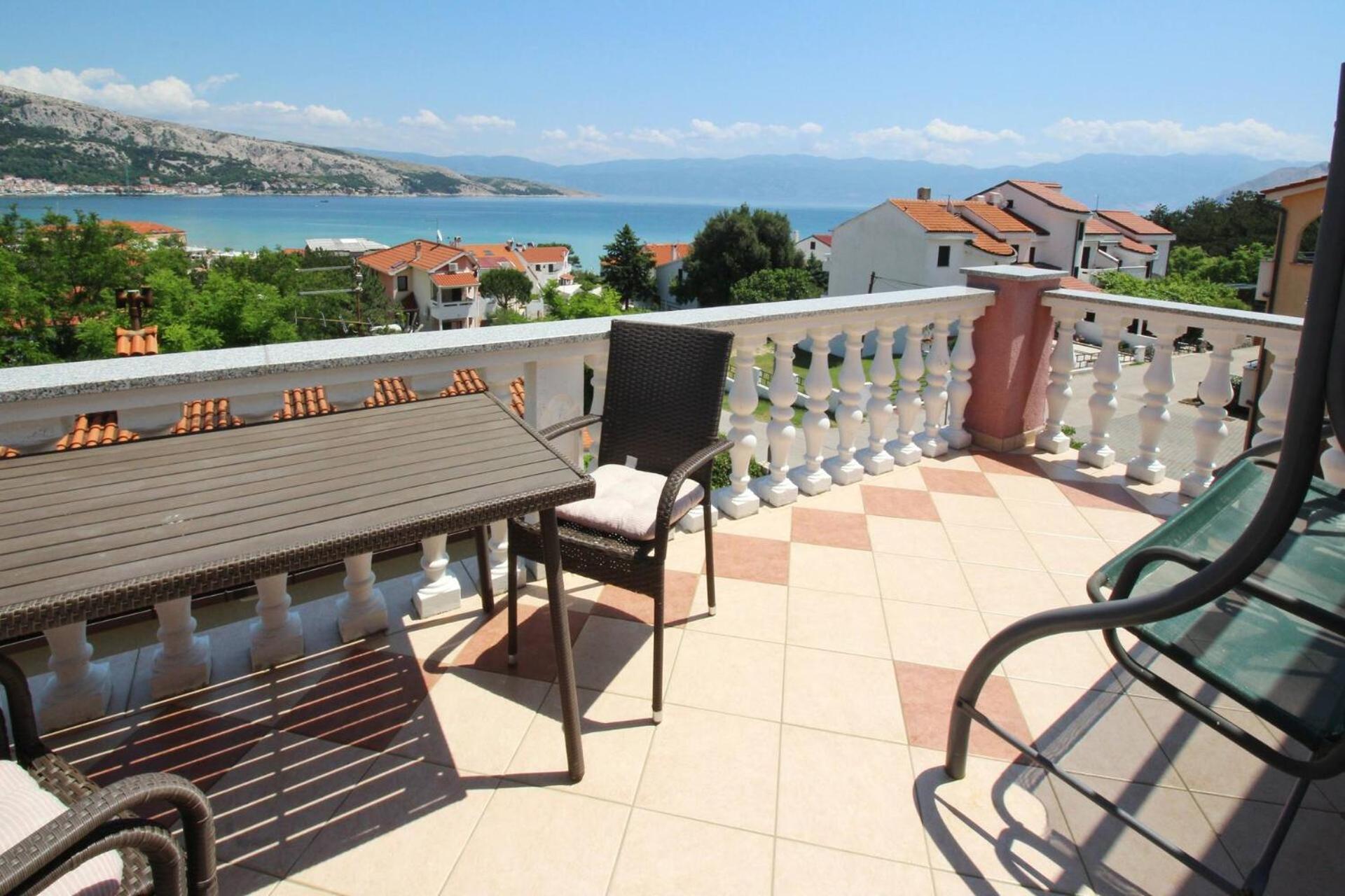 Apartments Lovincic Baška Extérieur photo