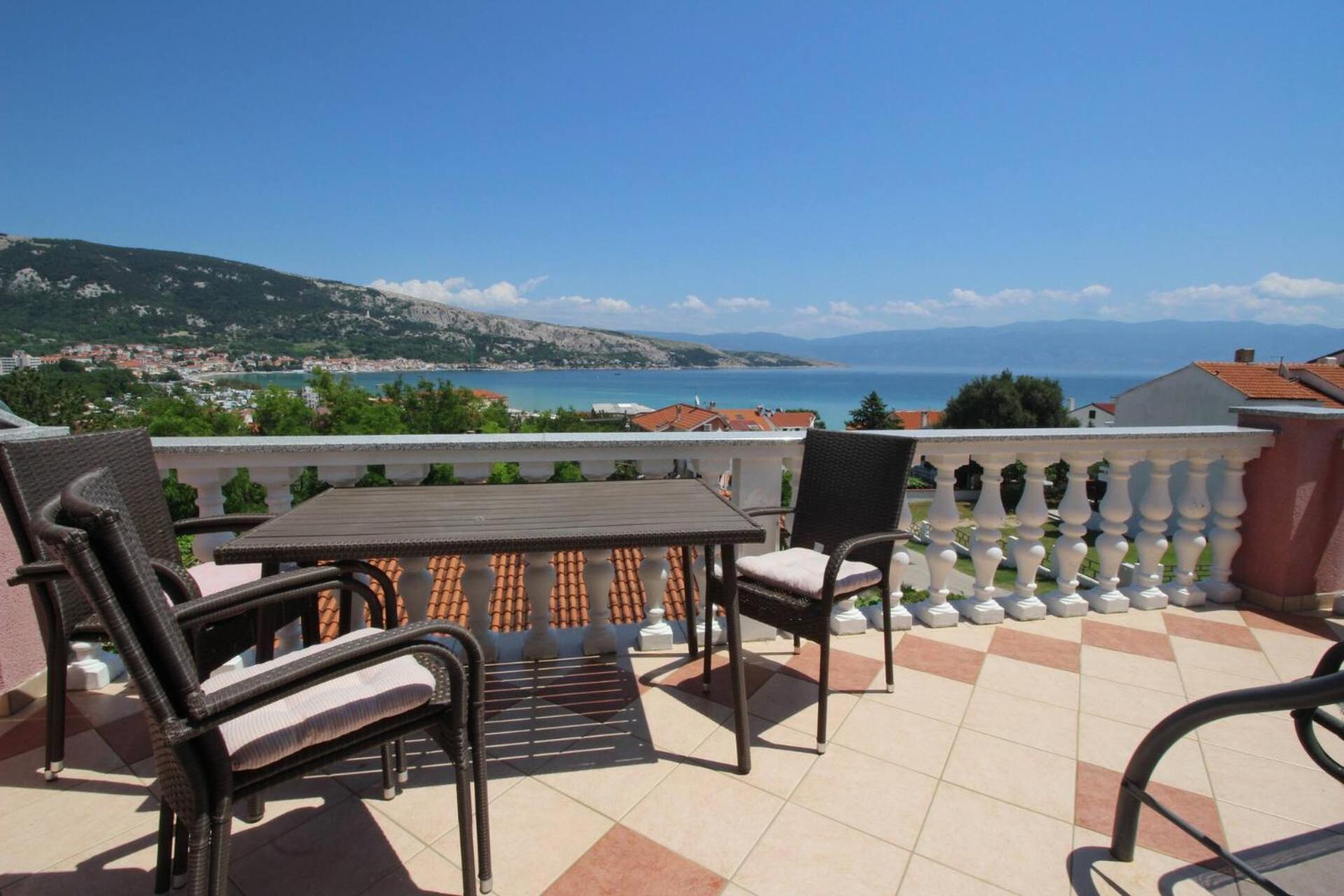 Apartments Lovincic Baška Extérieur photo