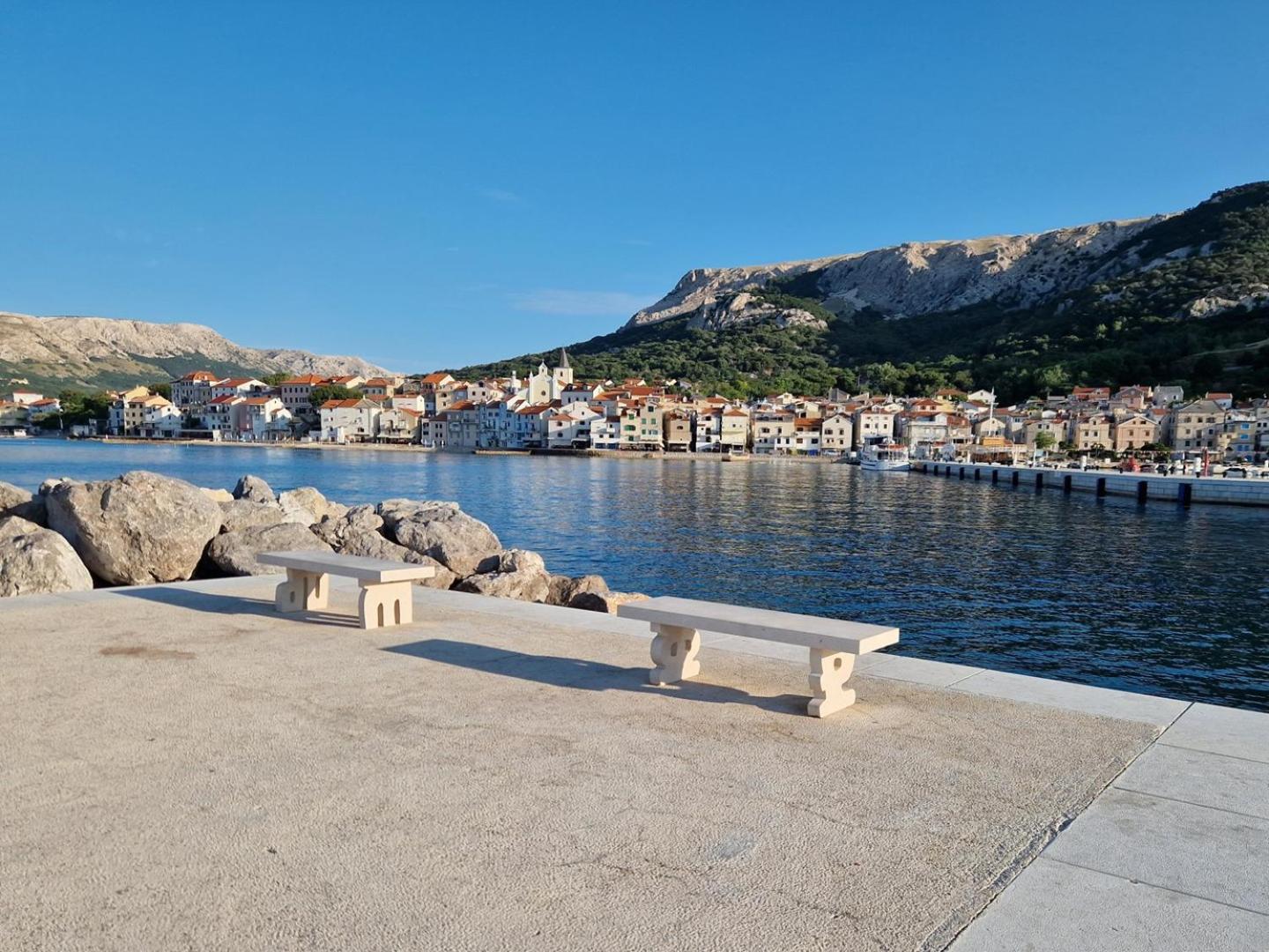 Apartments Lovincic Baška Extérieur photo